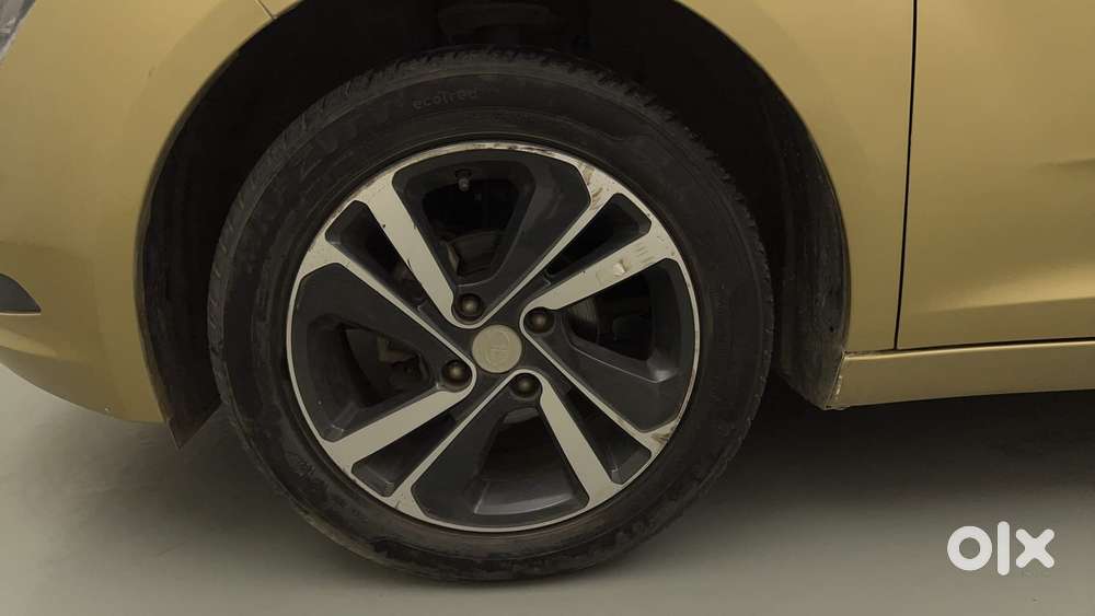 Tata Altroz Xz, 2020, Petrol