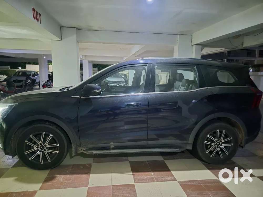 Mahindra Xuv700 Ax7 Luxury Pack Awd, 2025, Petrol