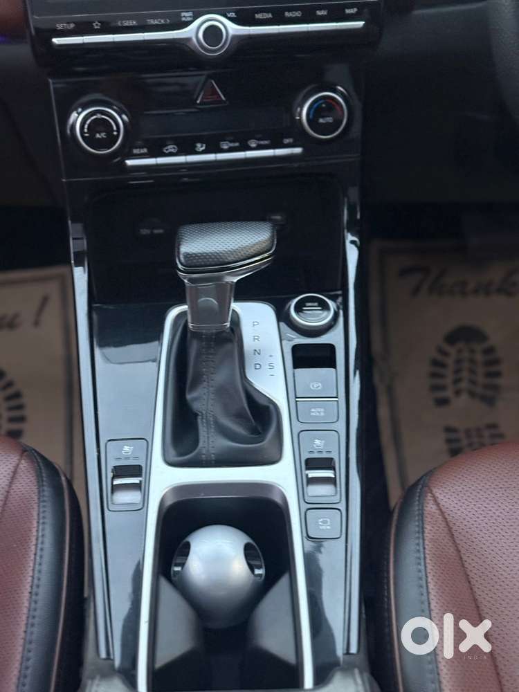 Hyundai Alcazar 2.0 Signature (o) Petrol At 7 Str, 2022, Petrol