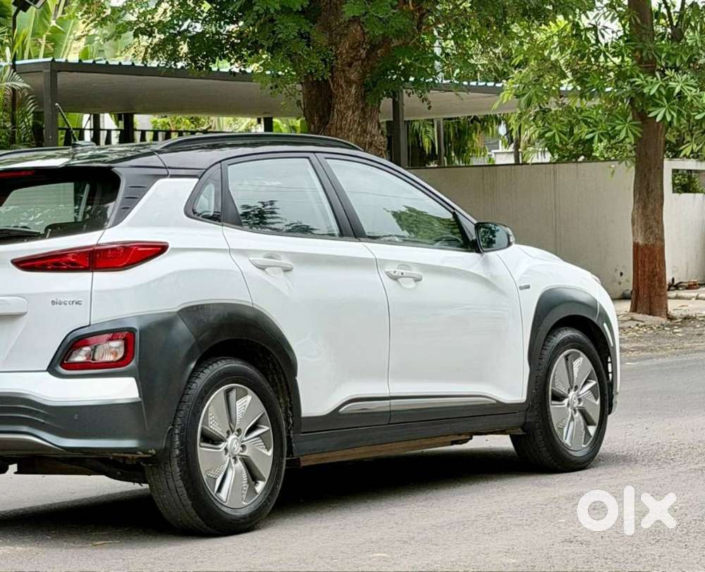 Hyundai Kona Electric Premium Dual Tone, 2023, Electric