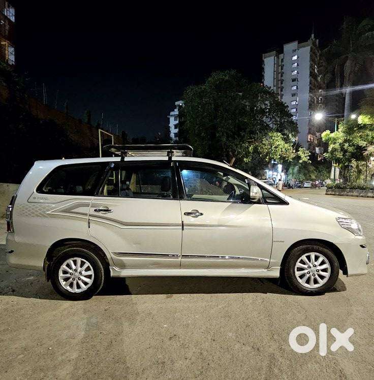 Toyota Innova 2.5 V 8 Str, 2014, Diesel