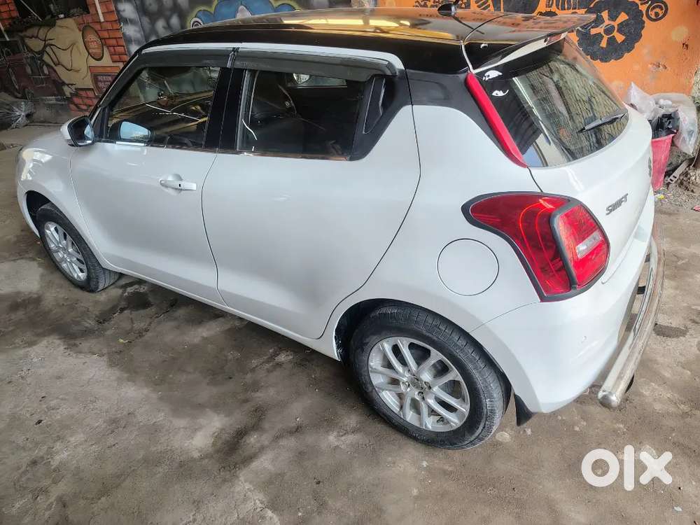 Maruti Suzuki Swift 2022 Petrol 33000 Km Driven With Cng