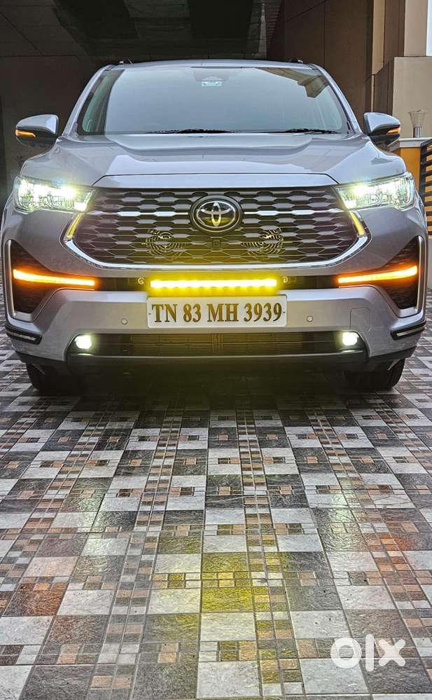 Toyota Innova Hycross 2.0 Zx (o) Hybrid 7 Str, 2026, Petrol