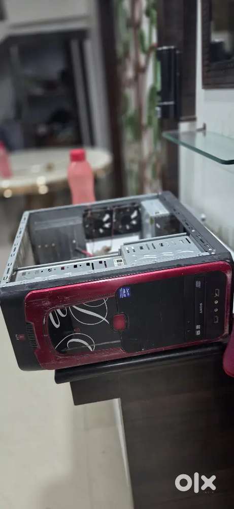 Cpu box in good condition for sell along with mother board