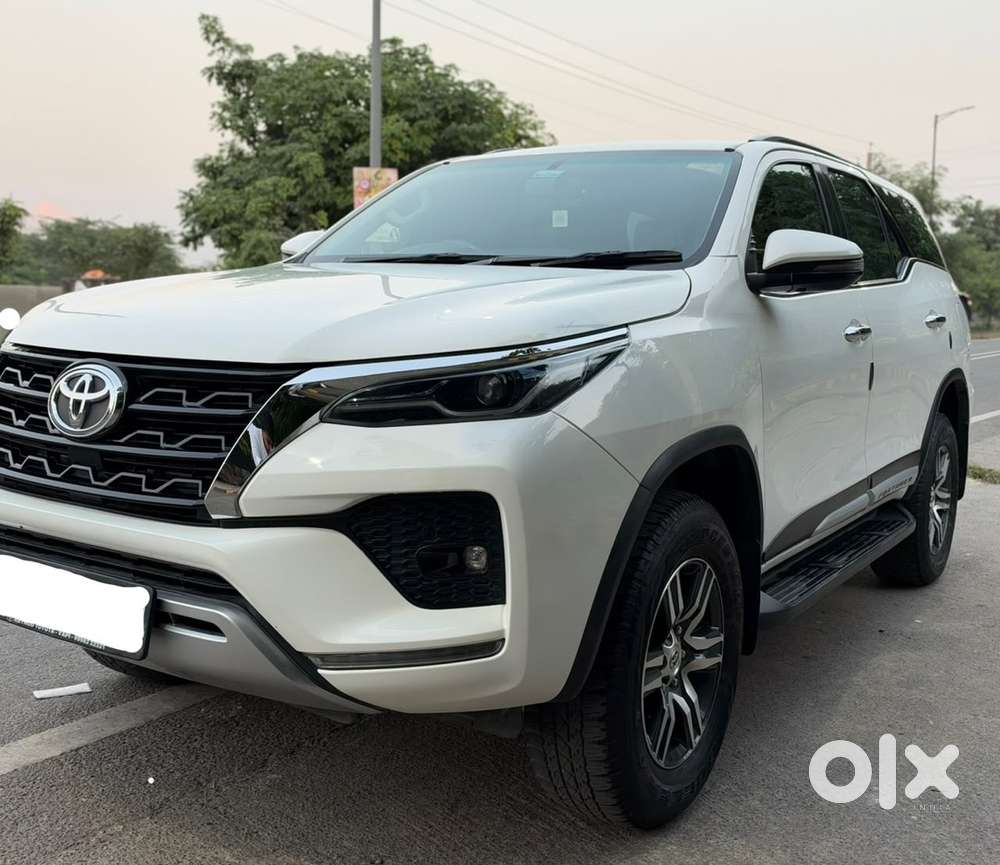 Toyota Fortuner Diesel Automatic 2025