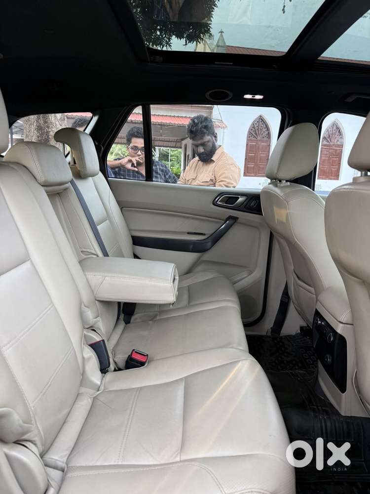 Ford Endeavour 3.2 Titanium At 4x4, 2017, Diesel