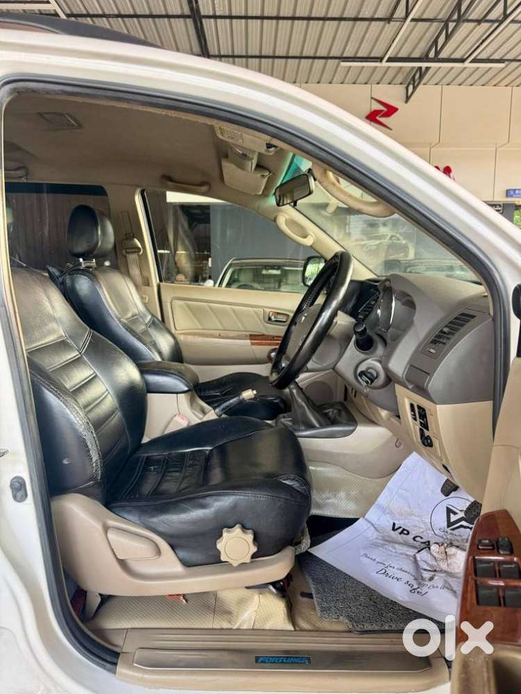 Toyota Fortuner 3.0 4x2 Mt, 2010, Diesel