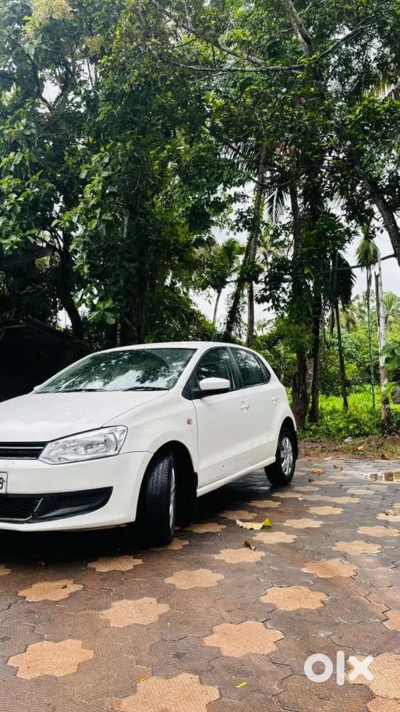 Volkswagen Polo Petrol Manual 2011 Model