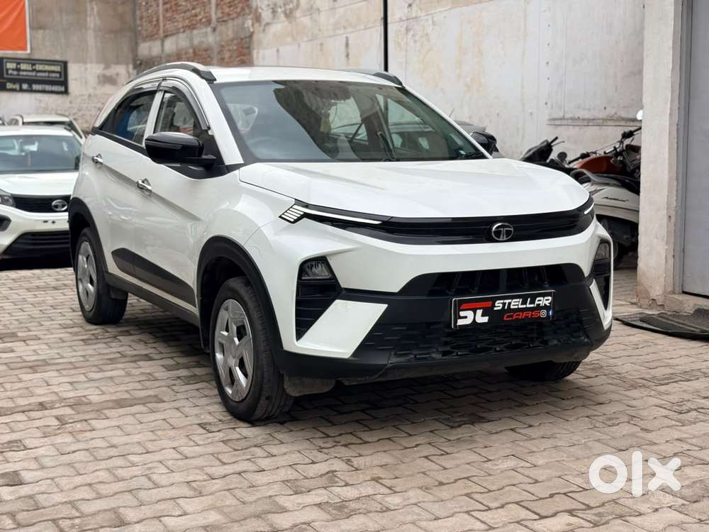 Tata Nexon Fearless Plus (ps) 1.2 Icng 6mt Red Dark Edition, 2024, P..