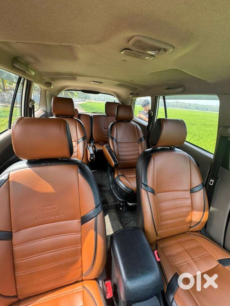 Toyota Innova 2015 Diesel Well Maintained