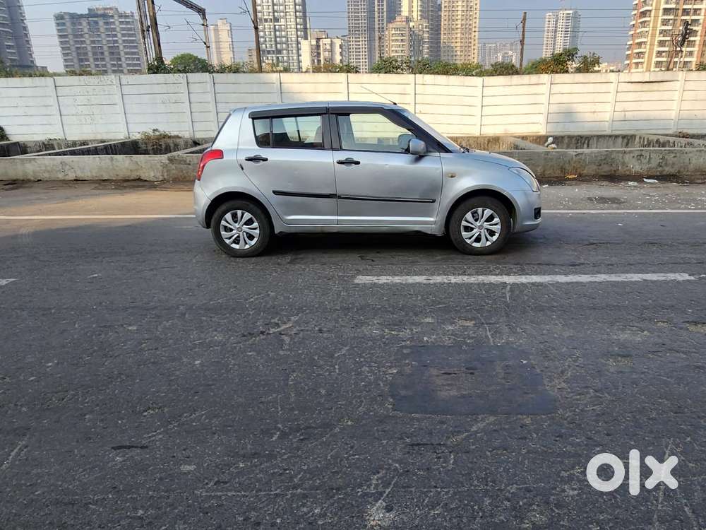 Maruti Suzuki Swift Vxi + Manual, 2012, Cng & Hybrids