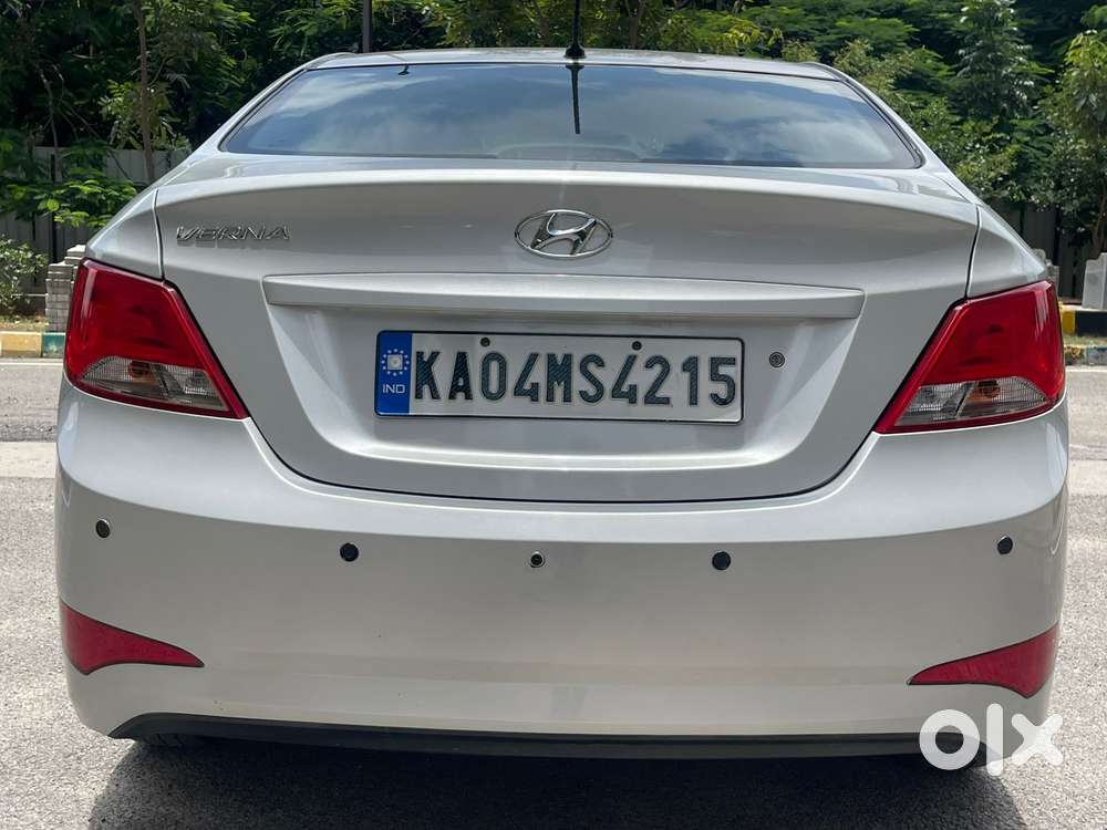 Hyundai Verna [ ] Fluidic 4s 1.6 Vtvt Ex, 2016, Petrol