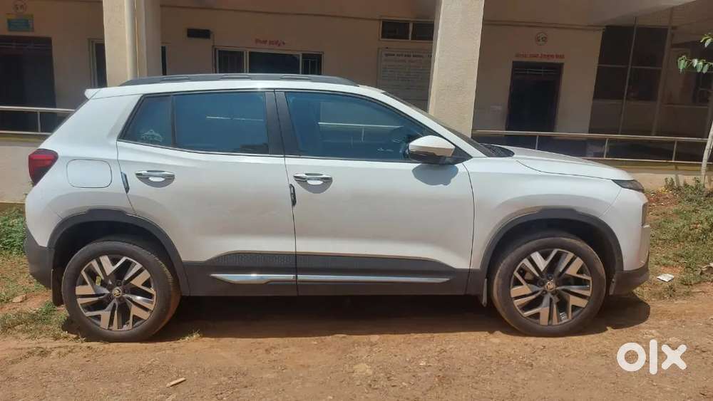 Skoda Kylaq 2025 Petrol 32000 Km Driven