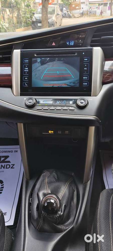 Toyota Innova Crysta 2.4 V 7 Str, 2016, Diesel