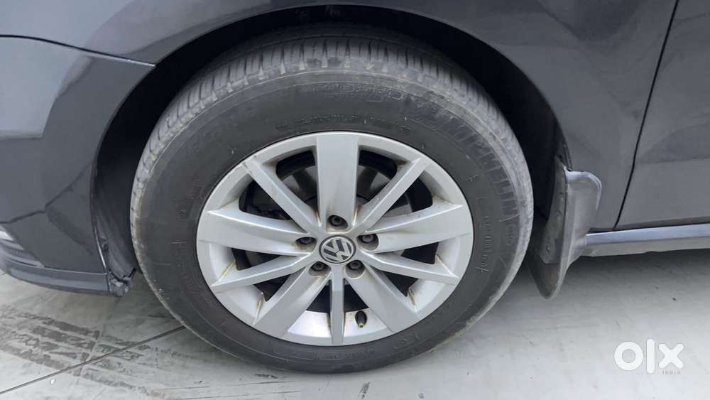 Volkswagen Ameo 1.2 Mpi Highline 16 Alloy, 2016, Petrol
