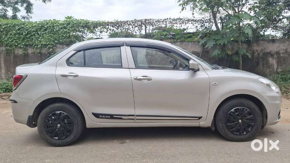 Maruti Suzuki Dzire 1.2 Lxi, 2019, Petrol