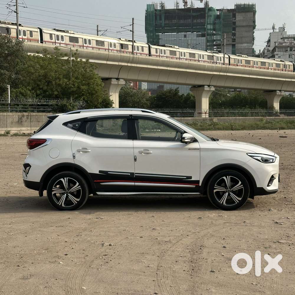 Mg Astor 1.3 Savvy Turbo At S Red, 2022, Petrol