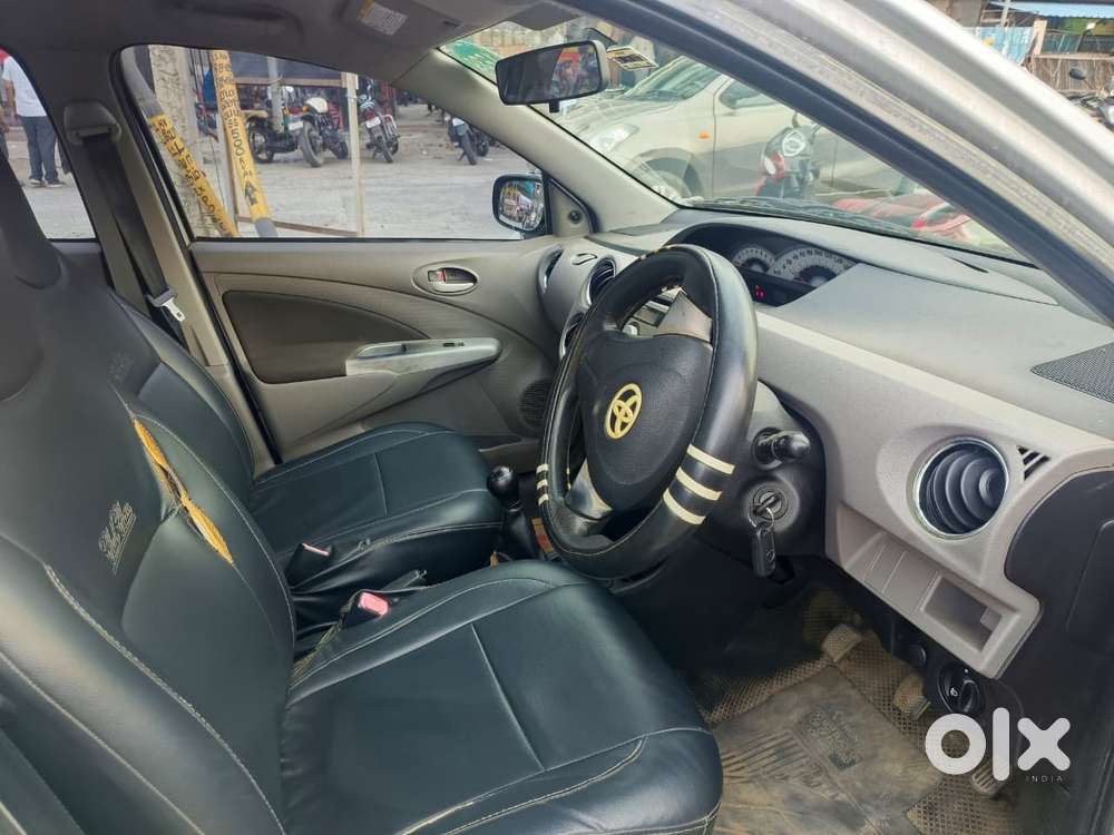 Toyota Etios 2010-2012 V, 2011, Petrol