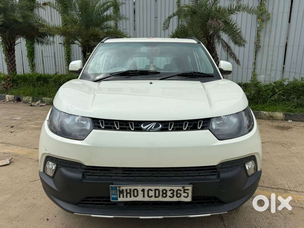 Mahindra Kuv 100 D75 K8 Dual Tone, 2016, Petrol