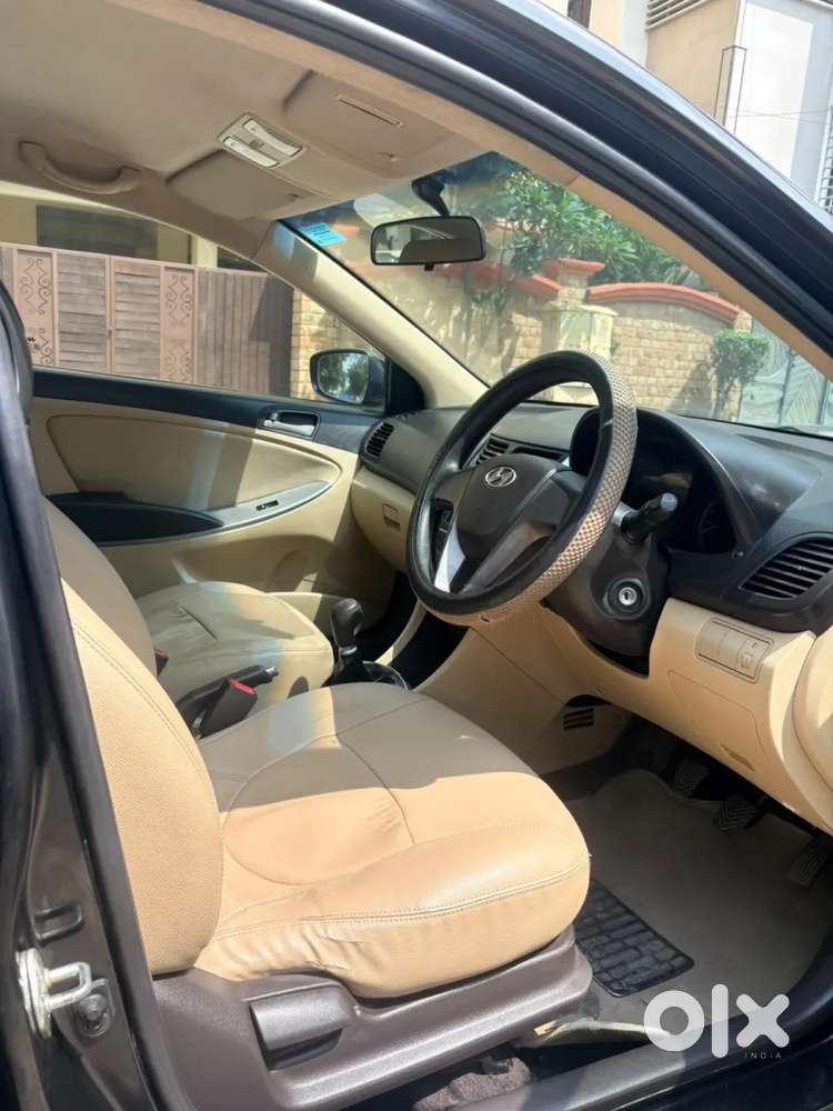 Hyundai Verna 1.6 Ex Vtvt, 2015, Petrol