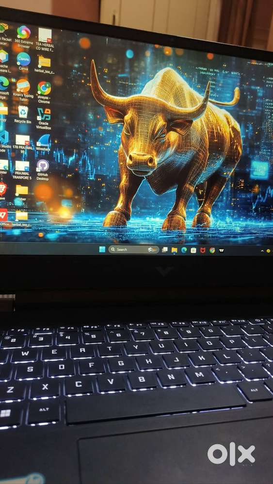 Hp vitcus laptop i7, 13th gen , 16gb ram , 512gb storage