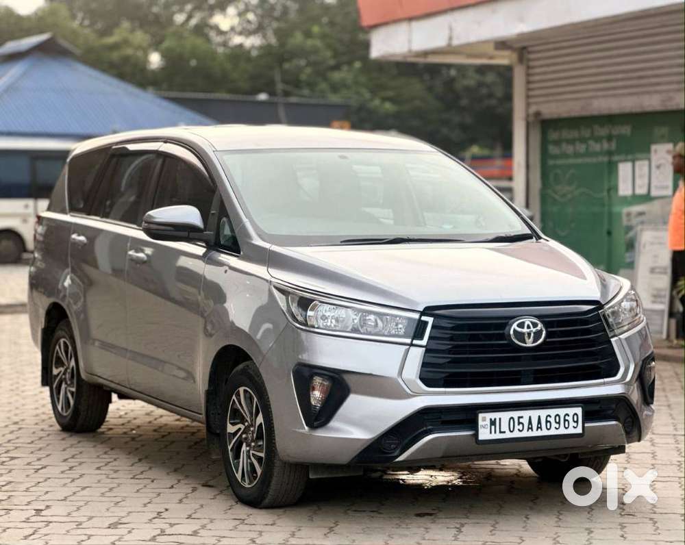 Toyota Innova Crysta 2.4 Gx Limited Edition 8 Str, 2022, Diesel