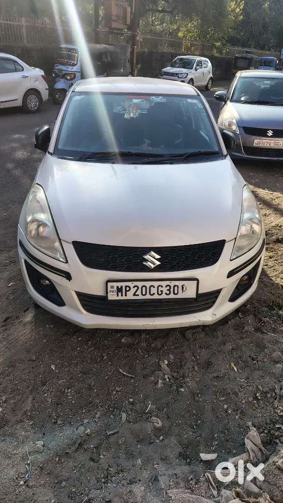 Maruti Suzuki Swift 2017 Petrol 45000 Km Driven