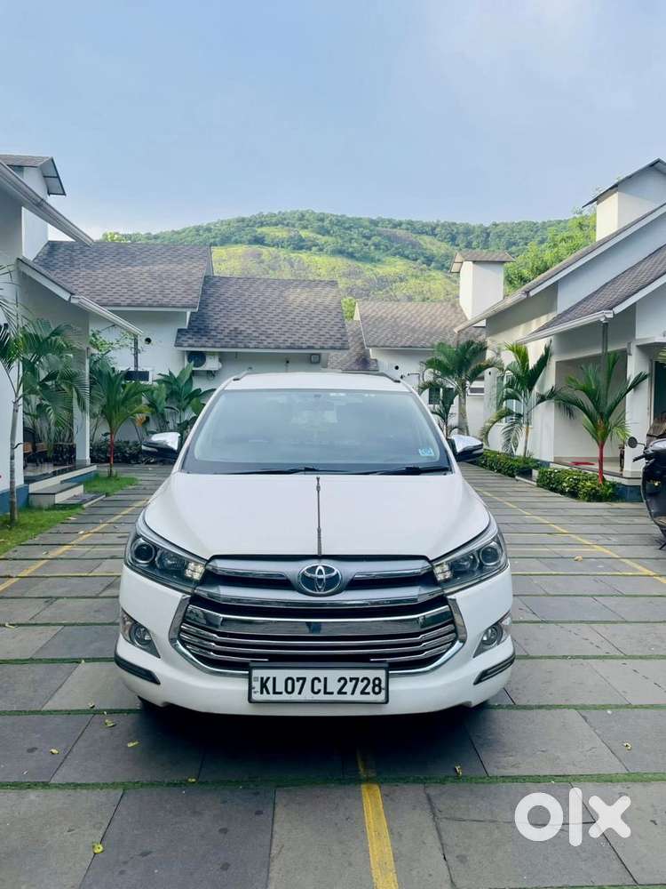 Toyota Innova Crysta 2.8 Zx At, 2017, Diesel
