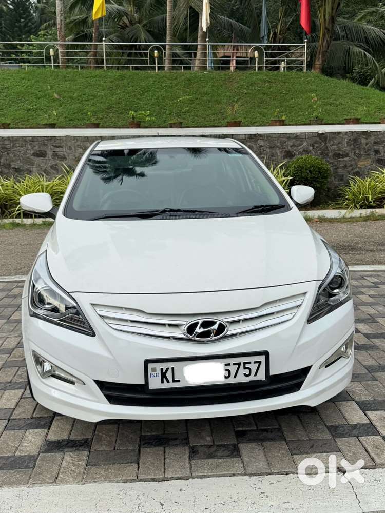 Hyundai Verna 1.6 Sx Vtvt, 2015, Petrol