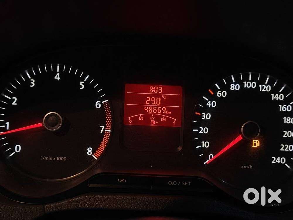 Volkswagen Vento, 2011, Petrol