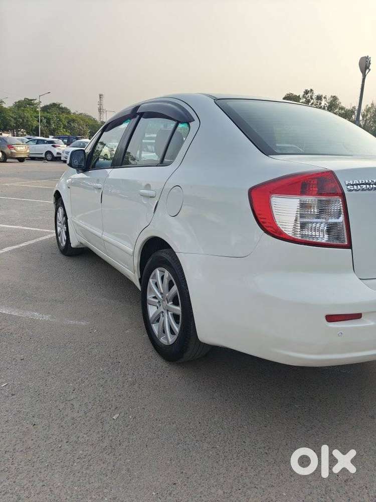 Maruti Suzuki Sx4 Zxi (opt), 2013, Petrol