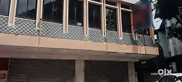 Ground Floor - MG Road - Showroom / Office / Retail - 1350sqft - 90k