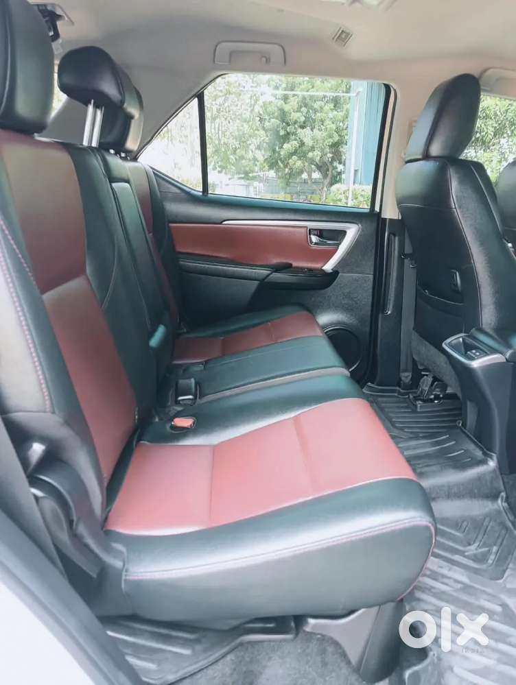 Toyota Fortuner Legender, 2023, Diesel