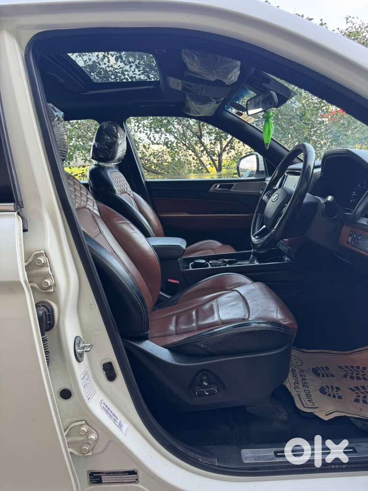 Mahindra Alturas G4 4wd At, 2019, Diesel