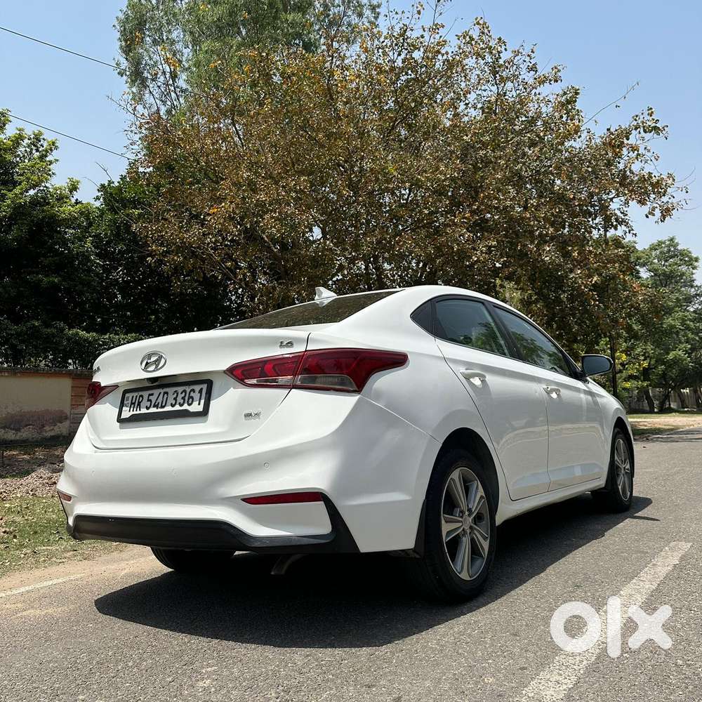 Hyundai Verna 1.6 Sx (o) Vtvt Se, 2018, Petrol
