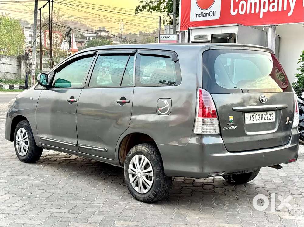 Toyota Innova 2.5g Model Tax Update Till 2030 In Excellent Condition