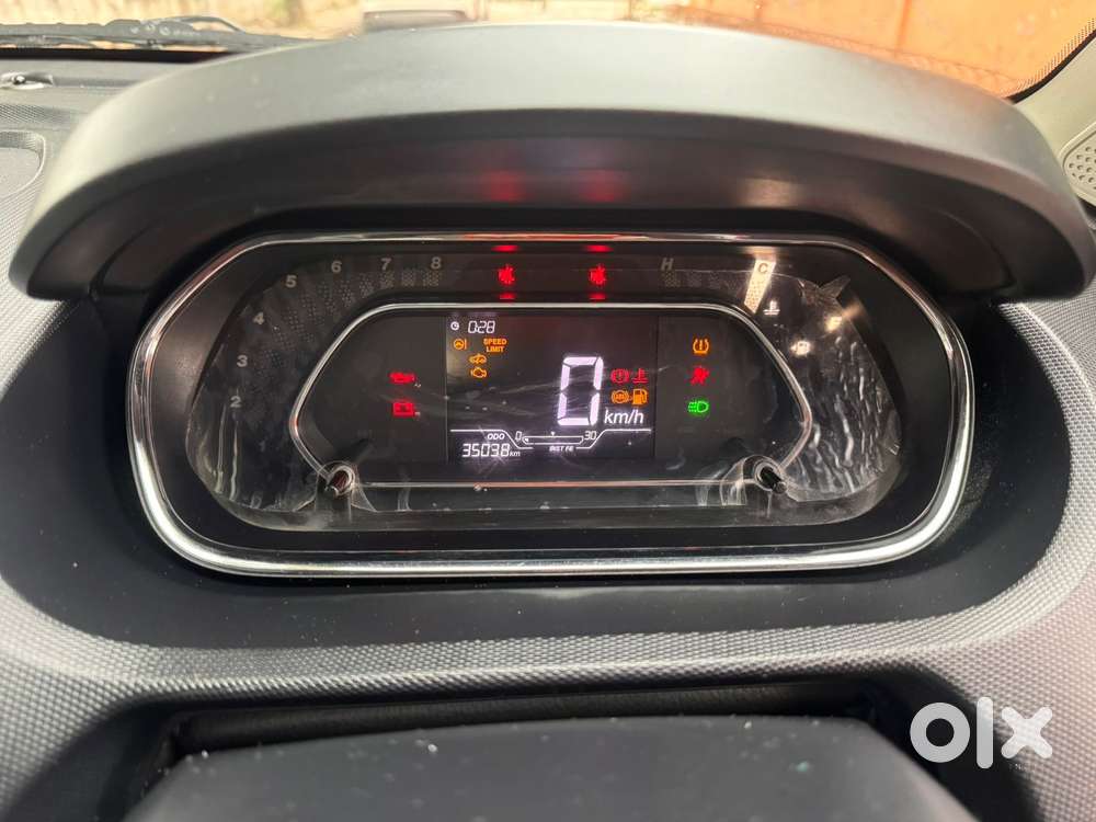 Tata Tiago Xz Opt, 2023, Petrol