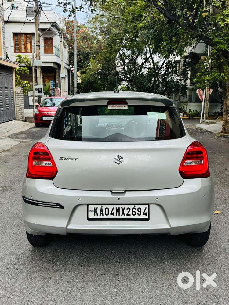 Maruti Suzuki Swift Vxi + Manual, 2020, Petrol