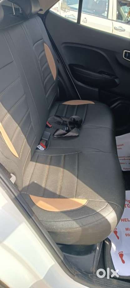 Hyundai Venue 1.2 S Plus, 2022, Petrol