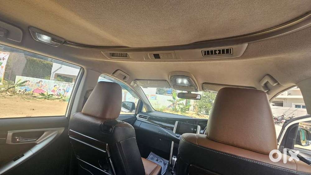 Toyota Innova Crysta 2.8z Automatic, 2017, Diesel