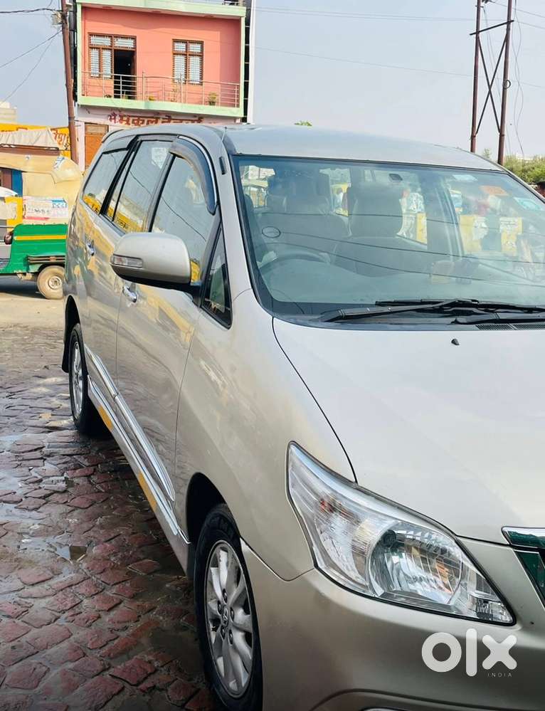 Toyota Innova 2014 Year Car