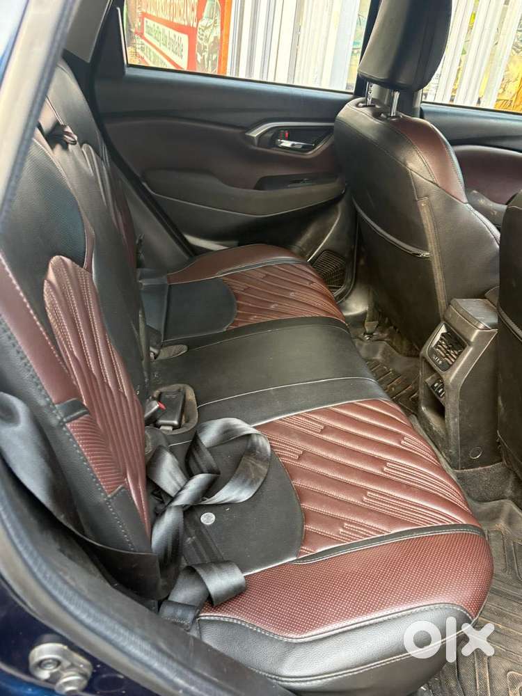 Maruti Suzuki Grand Vitara 1.5 Delta Smart Hybrid At, 2023, Petrol