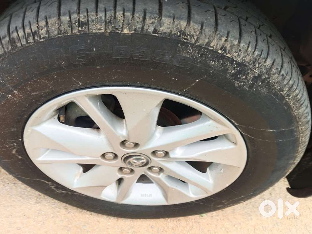 Toyota Innova Crysta 2.4 V, 2016, Diesel