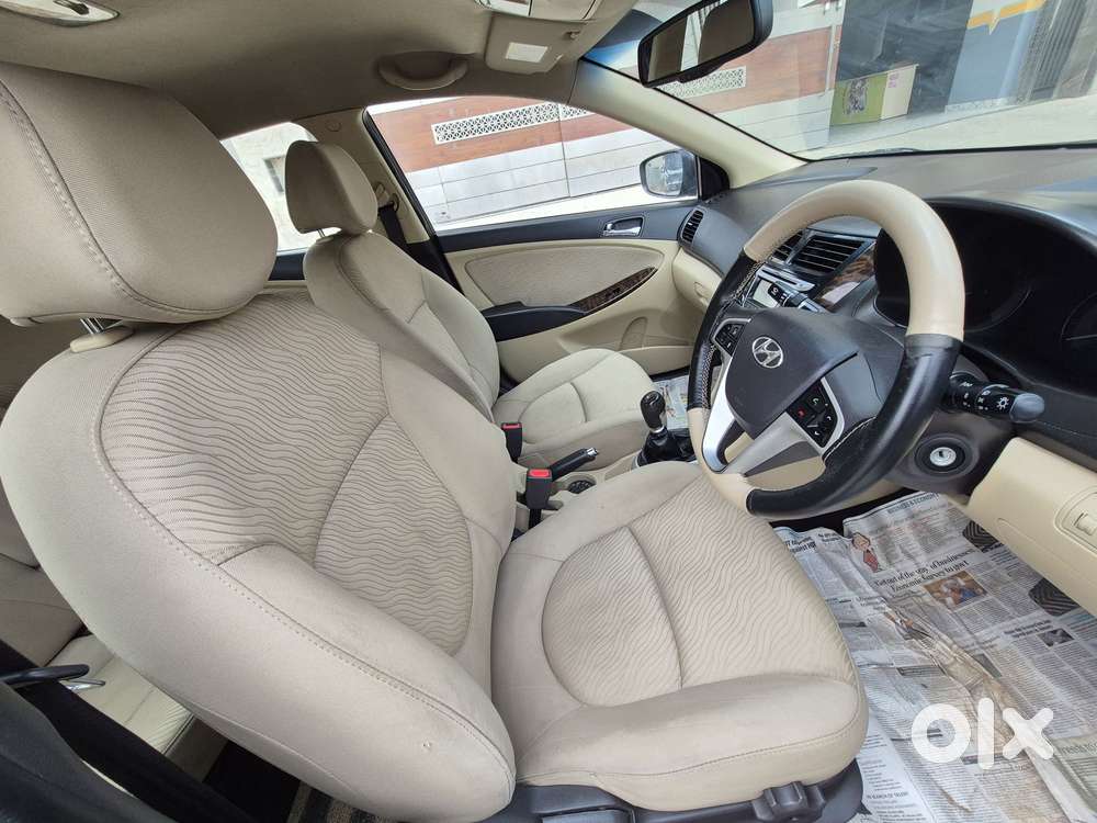 Hyundai Verna Vtvt 1.6 Sx, 2012, Petrol