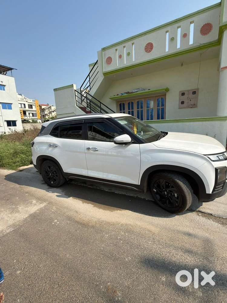 Hyundai Creta 2025 Petrol Well Maintained