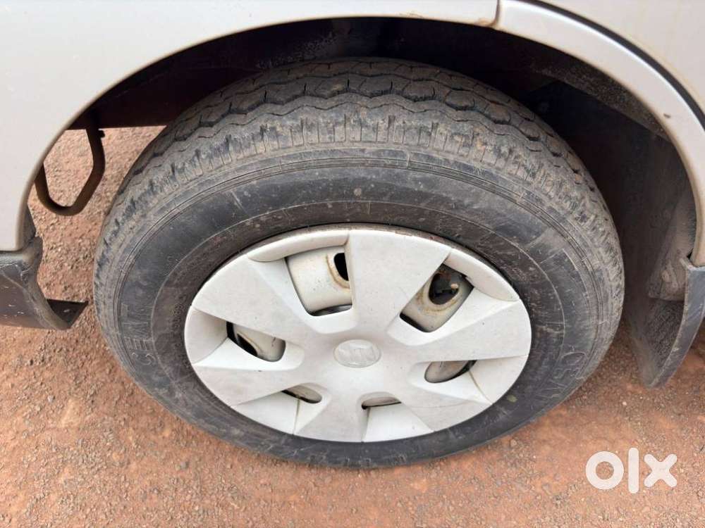 Maruti Suzuki Eeco 5 Str Ac (o), 2013, Petrol