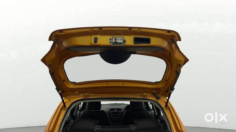 Tata Tiago 1.2 Revotron Xz, 2018, Petrol