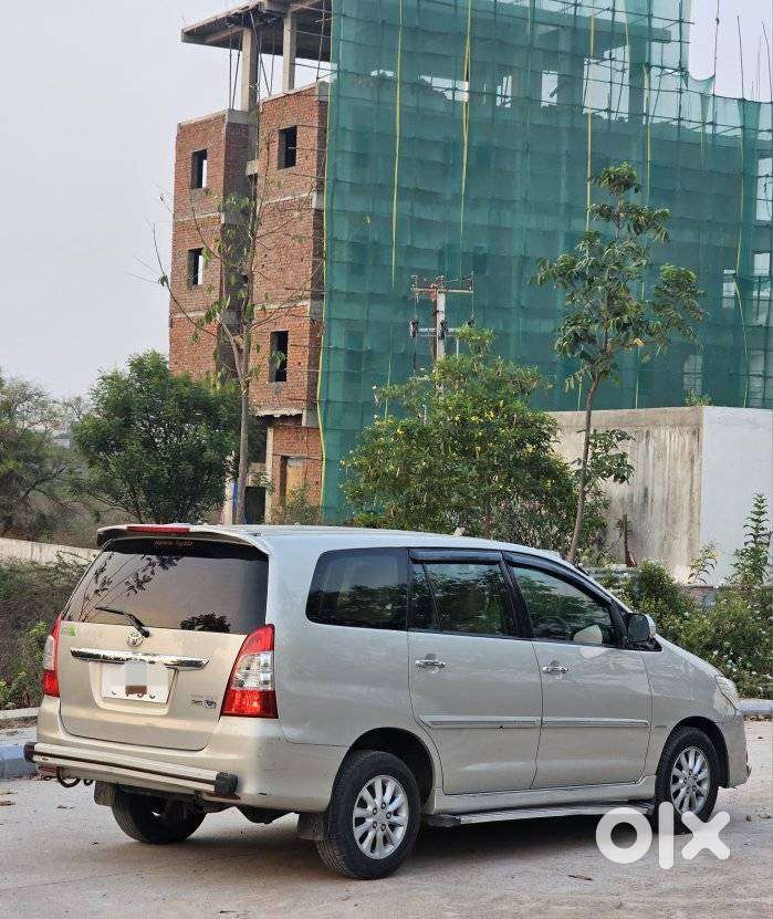 Toyota Innova 2.5 V 7 Str, 2013, Diesel