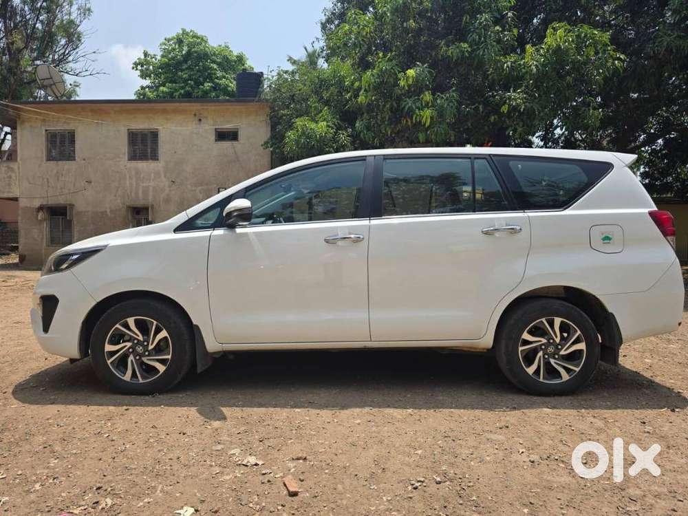 Toyota Innova Crysta 2.4 V 7 Str, 2022, Diesel