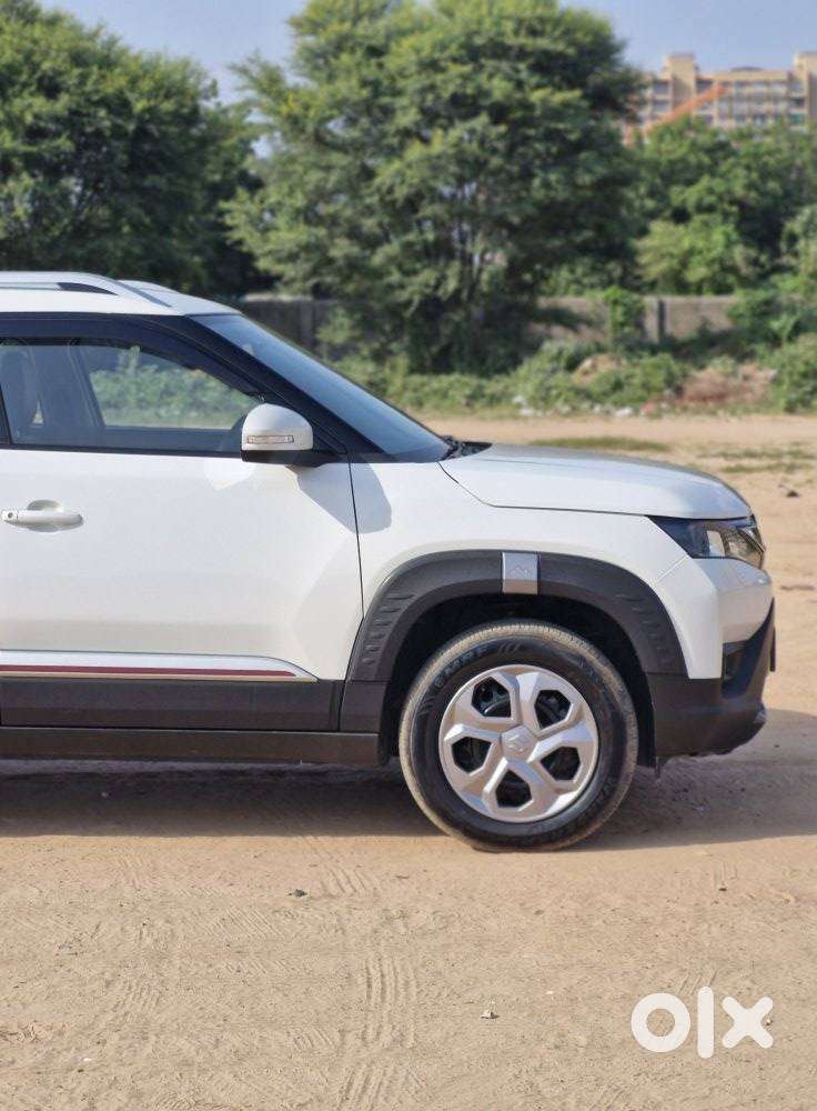Maruti Suzuki Brezza 1.5 Vxi Smart Hybrid, 2024, Petrol